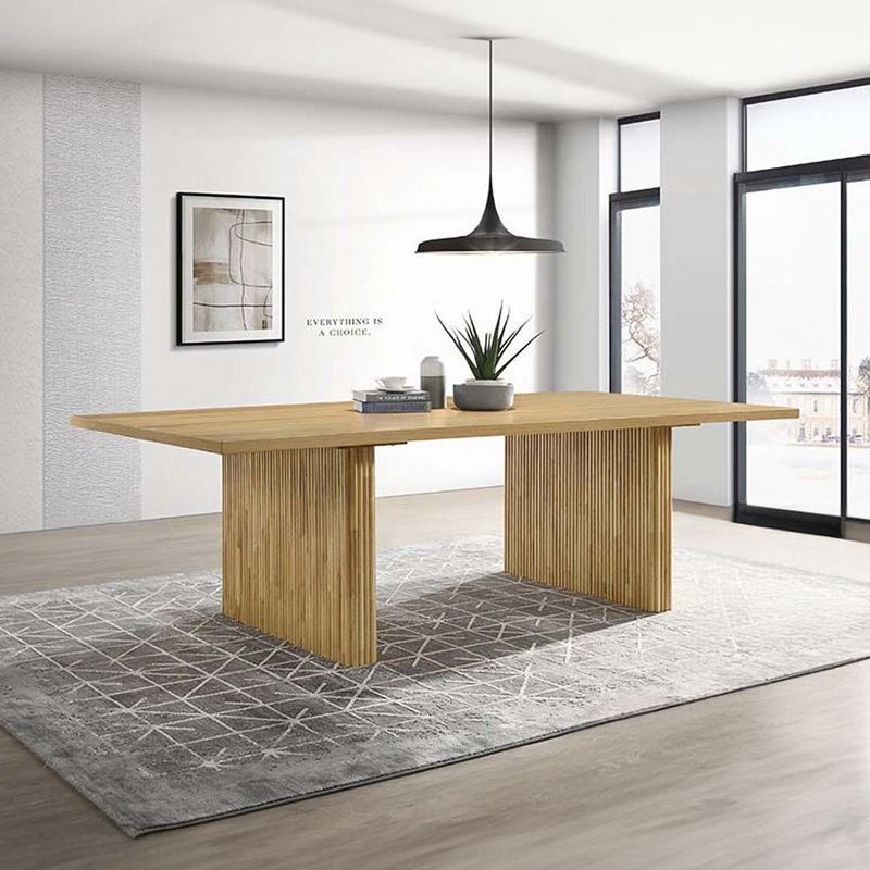 Einar – Dining Table – Light Brown