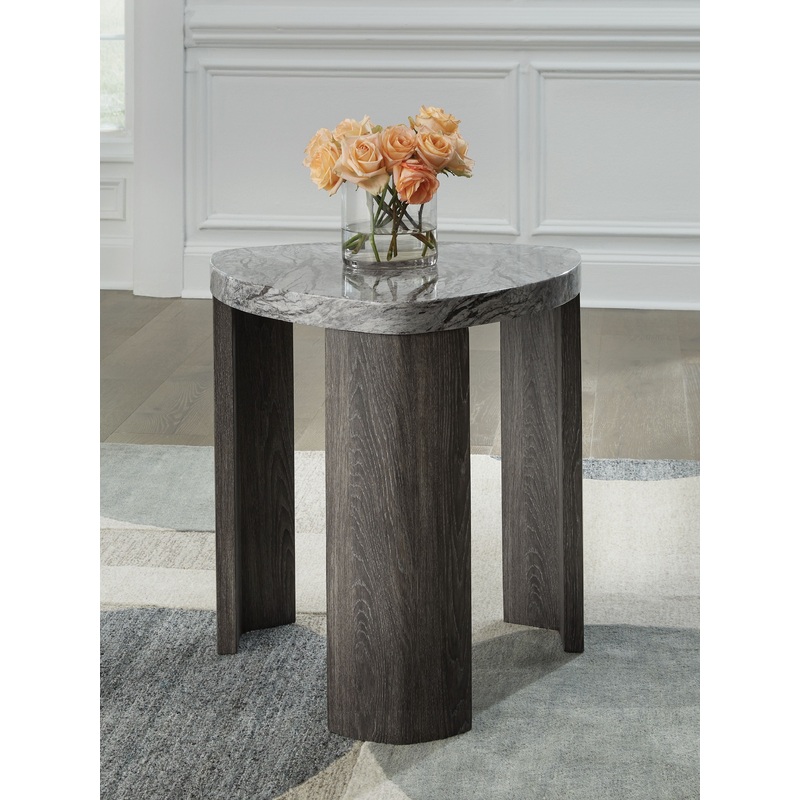 Surmour – Gray / Brown – Triangle End Table