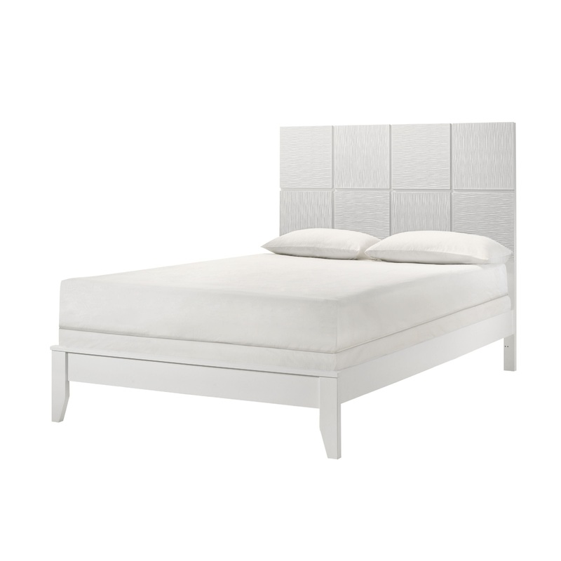 Denker – Bed White
