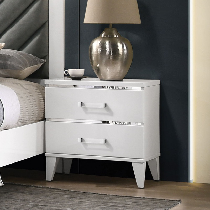 Chelsie – Nightstand Black