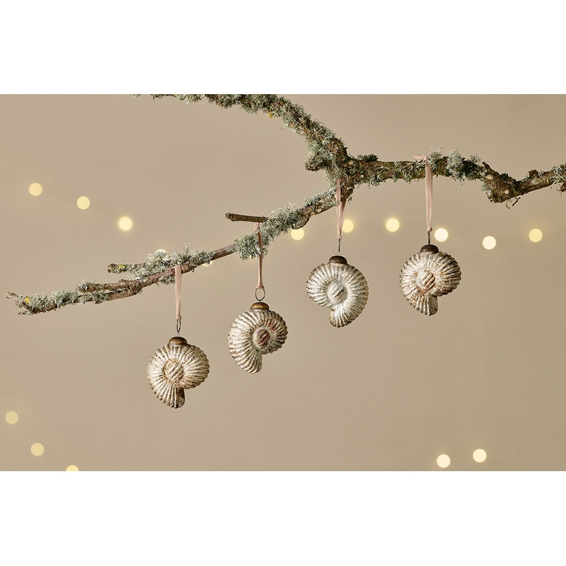 Sachin Shell Baubles – Rustic Gold – (Set of 4) Rustic Gold