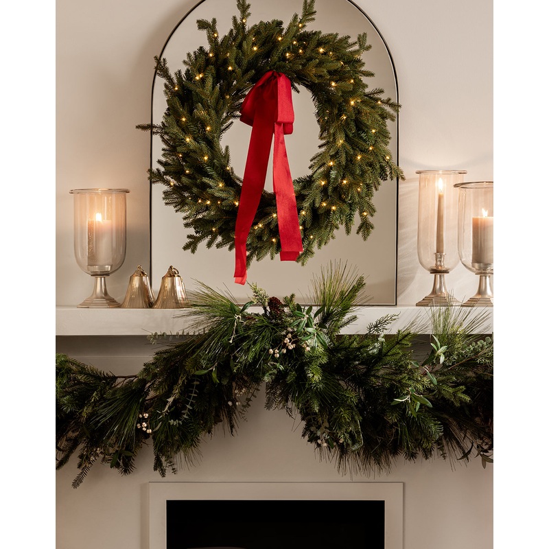 20″ Norway Pre-Lit Indoor/Outdoor Faux Wreath