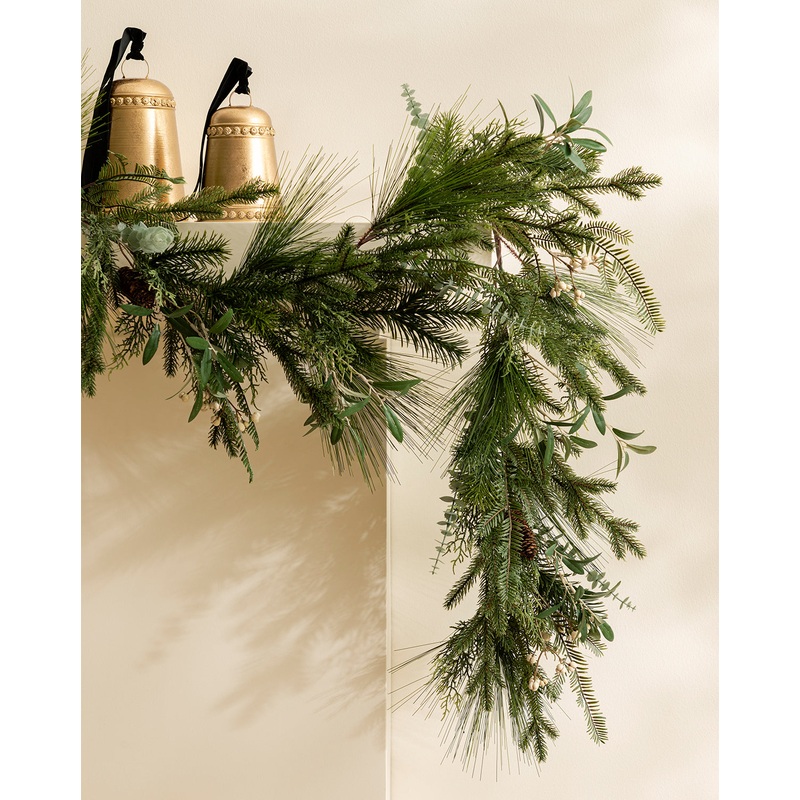 6′ Pinecone & Berries Faux Garland