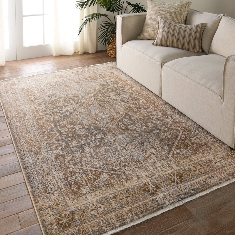 Zakaria Rug in Tan/Taupe
