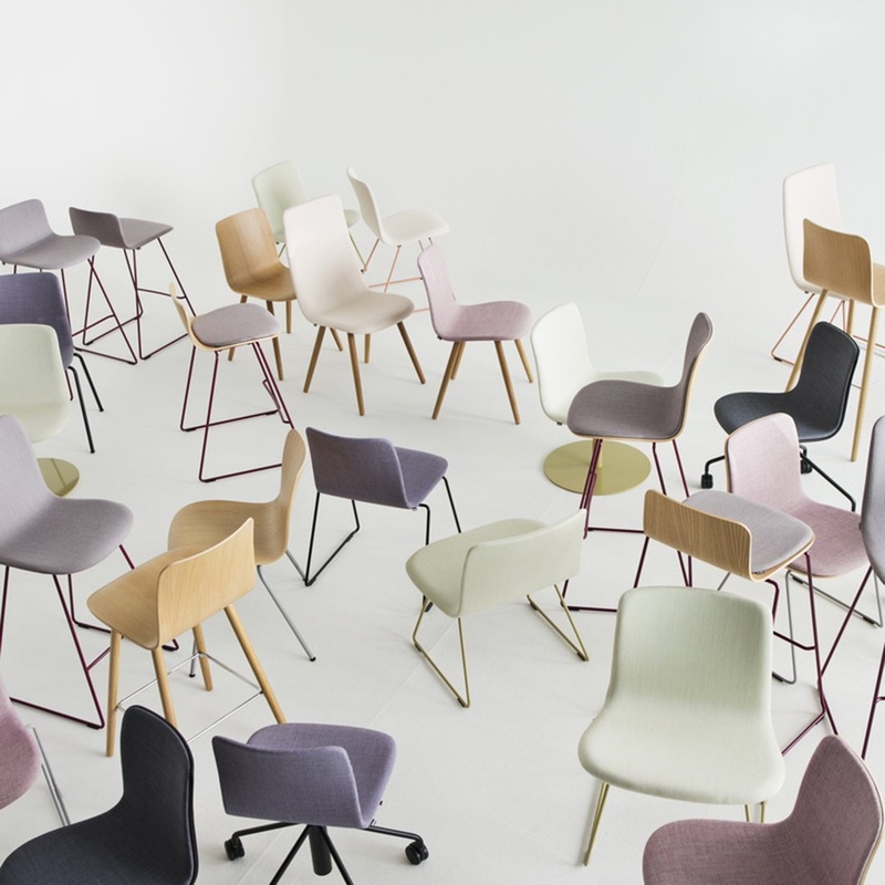 Sola Bar Stool – Sled Base – Seat Upholstered