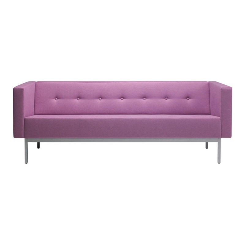 070 Sofa w/ Arms