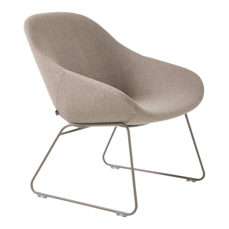 Beso Lounge Chair – Sledge Base